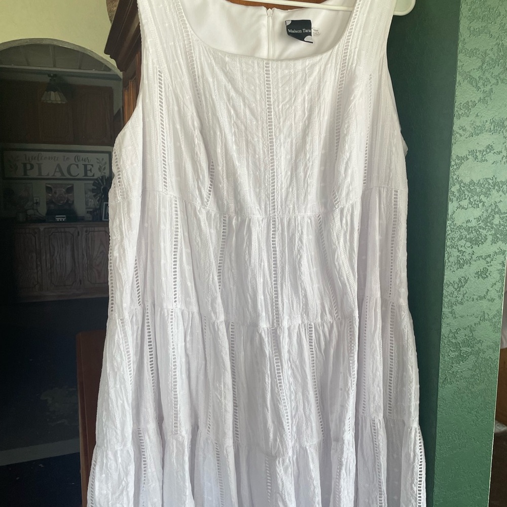 Maison Tara White Sleeveless Dress
